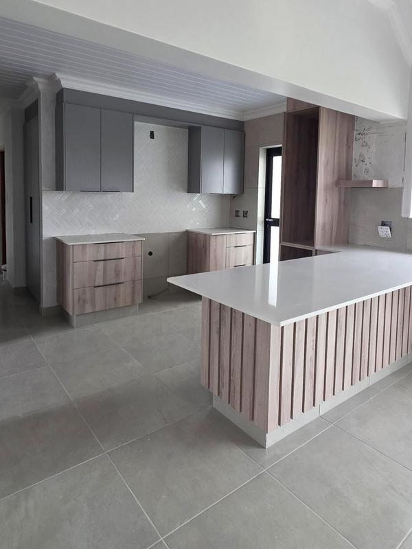 3 Bedroom Property for Sale in Outeniquasbosch Western Cape